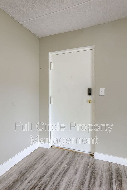 Building Photo - 1640 N 56th St