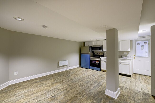 Building Photo - 5518 13th St NW