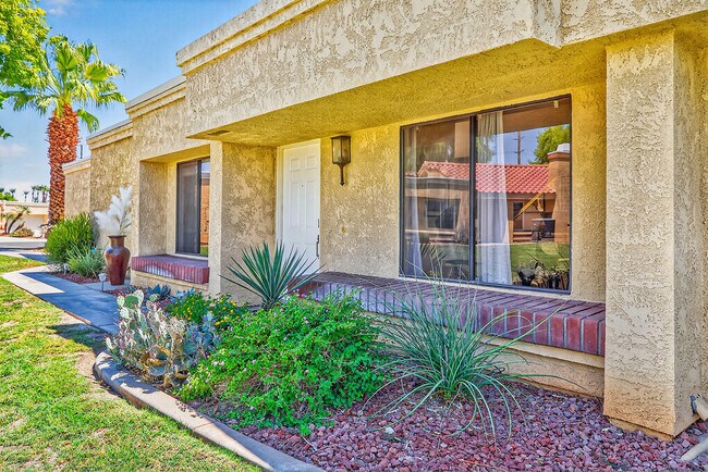 Building Photo - 41531 Colada Ct