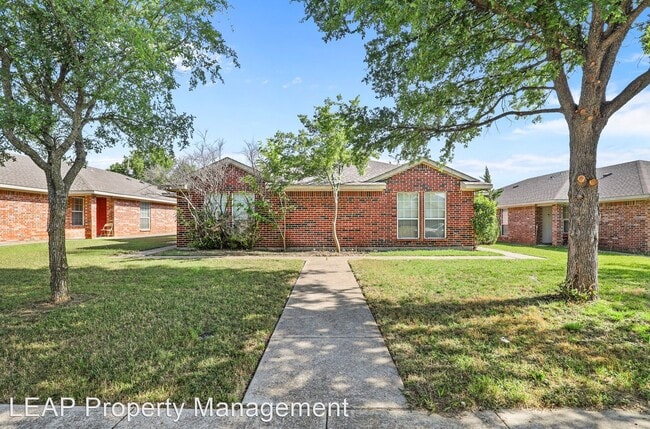 Building Photo - 3 br, 2 bath House - 919 Potomac Dr