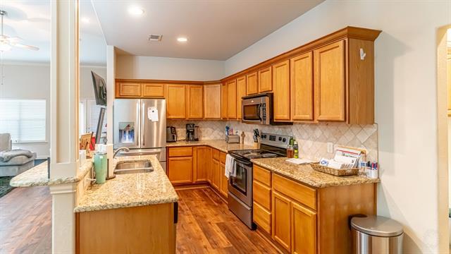 Building Photo - 2231 Cobblestone Ct