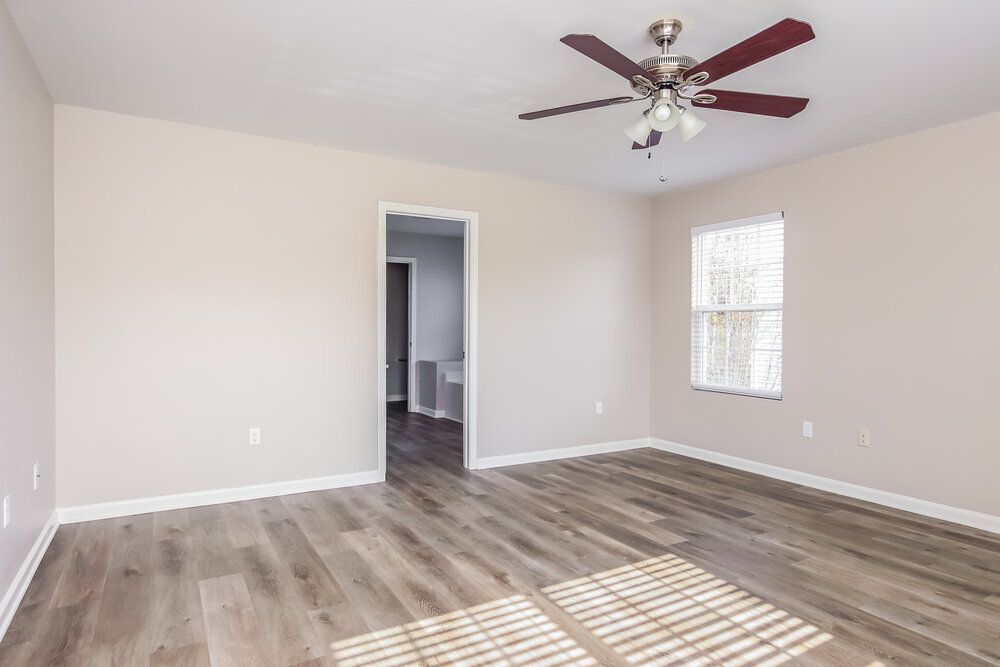 Building Photo - 806 Laurens Way