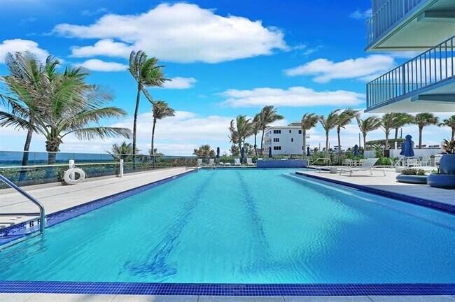 Building Photo - 3000 S Ocean Blvd