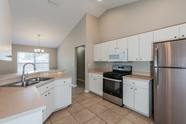 Building Photo - 7616 Bristol Park Dr