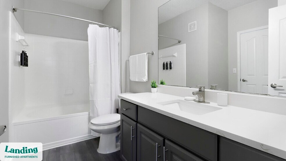 Building Photo - 100 Peyton Pl SW