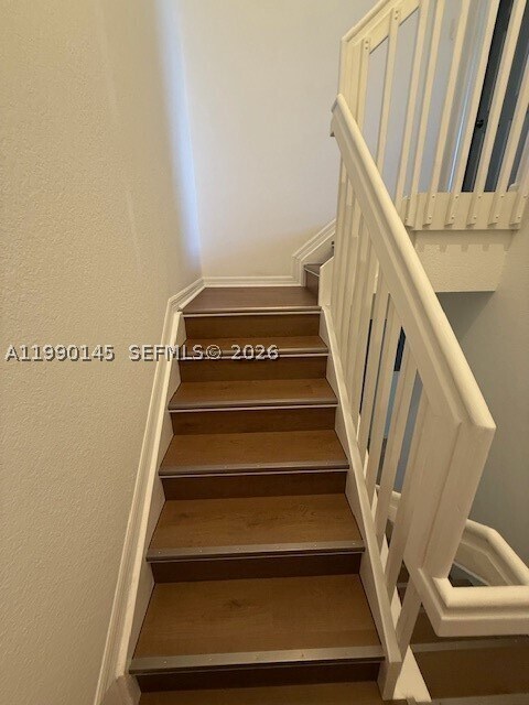 Building Photo - 10870 NW 88th St