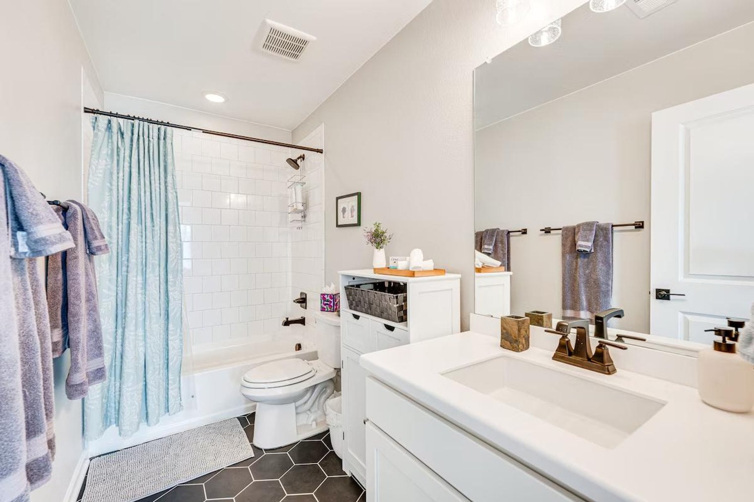 Building Photo - 778 S 10th St