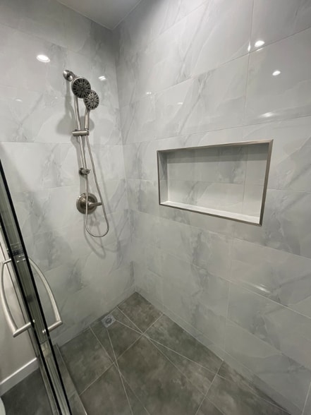 Building Photo - 8683 Haddon Ave