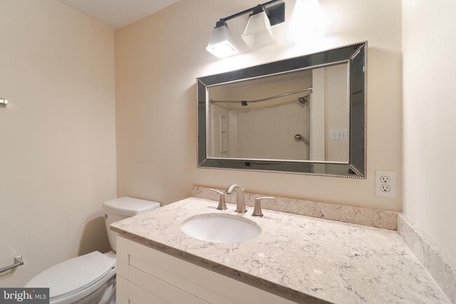 Building Photo - 5514 Whitfield Ct