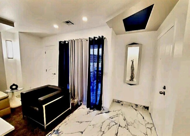 Building Photo - 474 S Calle Encilia