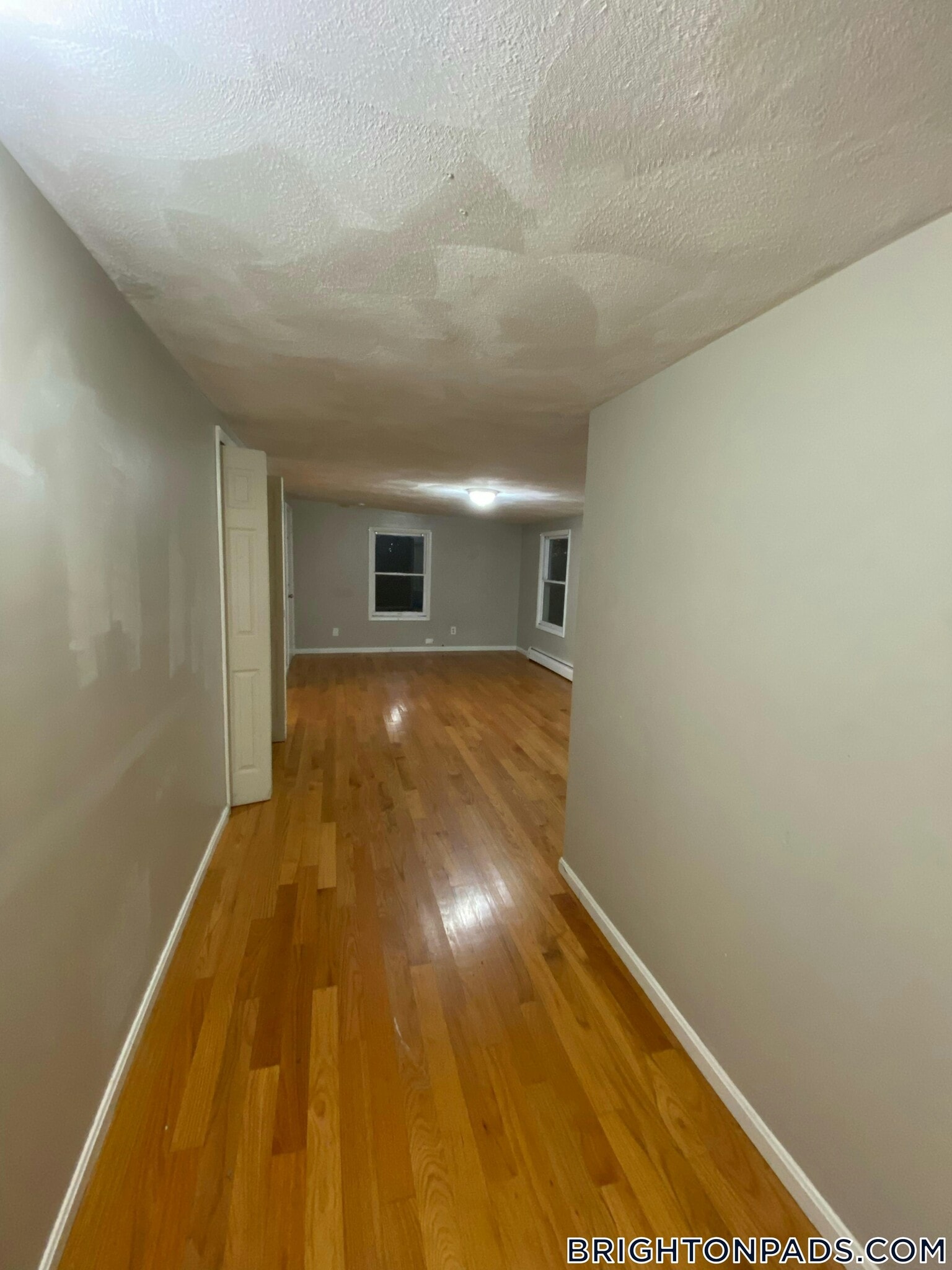 Building Photo - 27 Kelley Ct