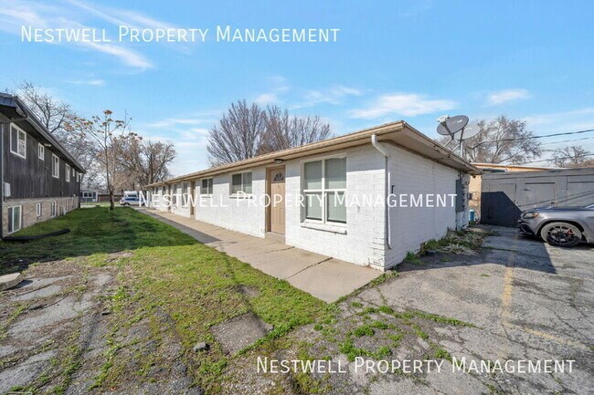 Building Photo - 1389 S 300 E