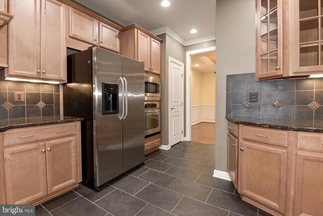 Building Photo - 24951 Avonlea Dr
