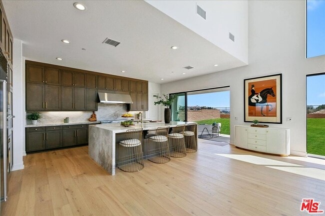 Building Photo - 22810 Seaqua Cir