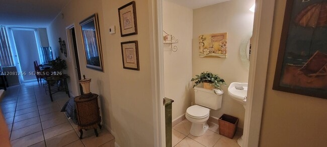 Building Photo - 3725 S Ocean Dr