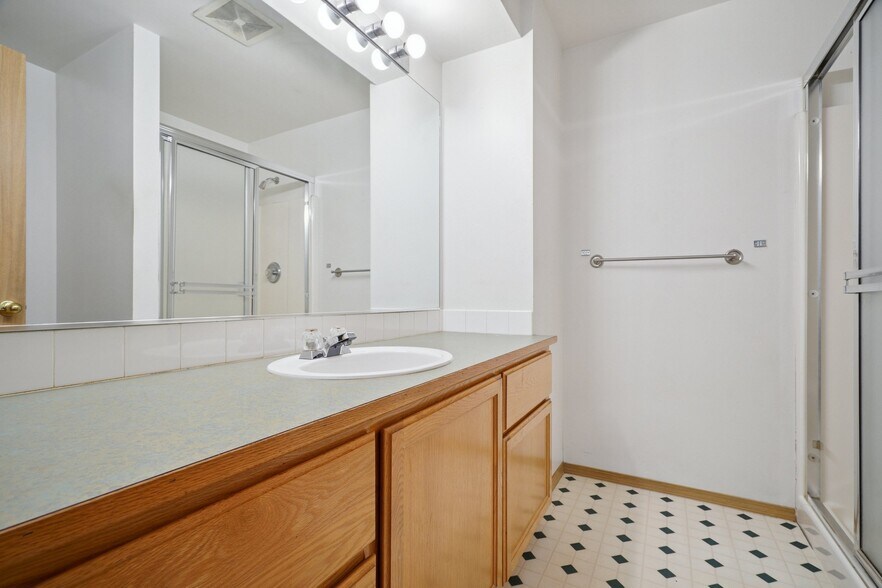 Building Photo - 15121 182nd Ave SE