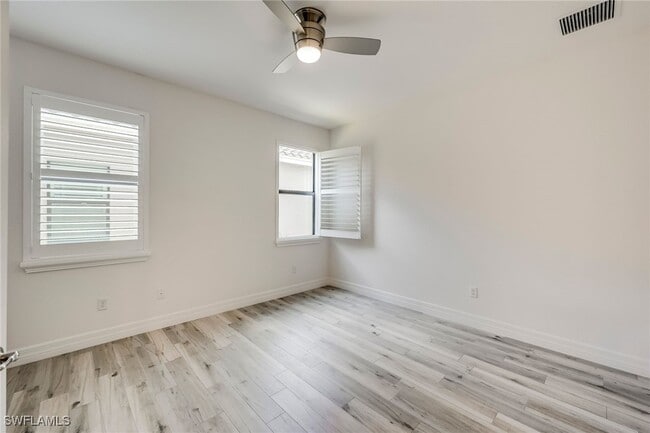 Building Photo - 11623 Meadowrun Cir
