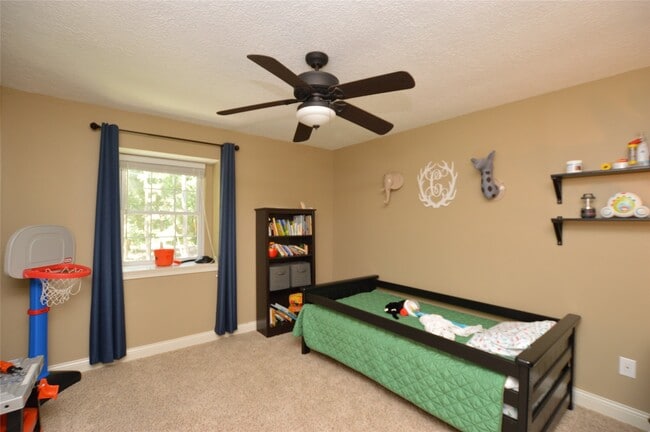 Building Photo - 2 Woodhaven Wood Ct