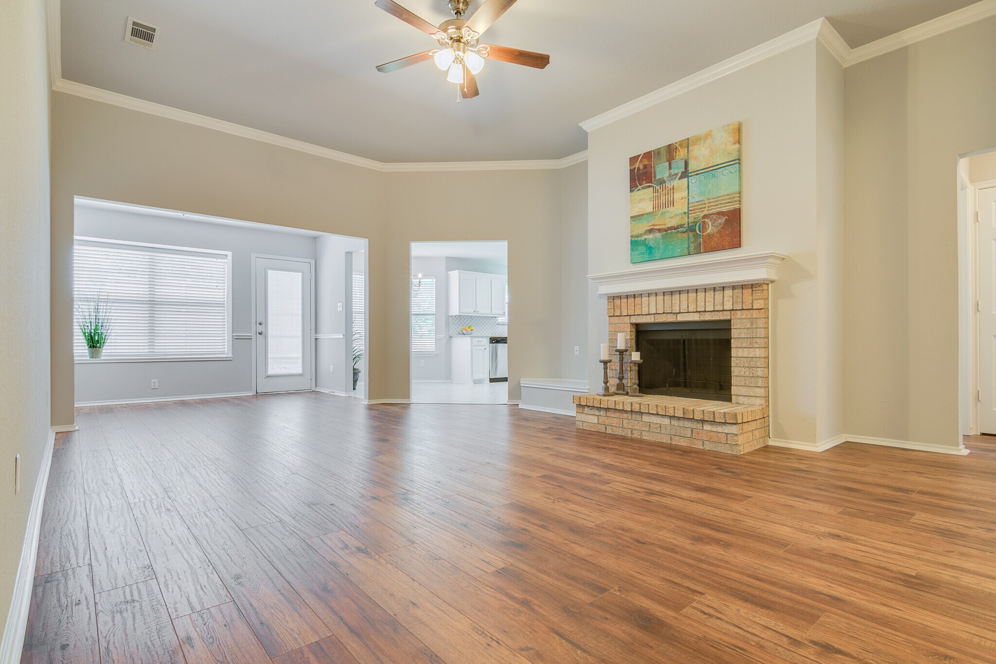 Family Room - 956 Carlin Ln