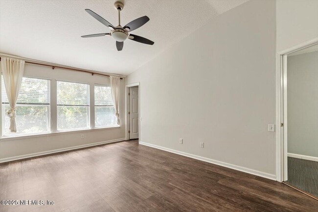 Building Photo - 7552 Scarlet Ibis Ln