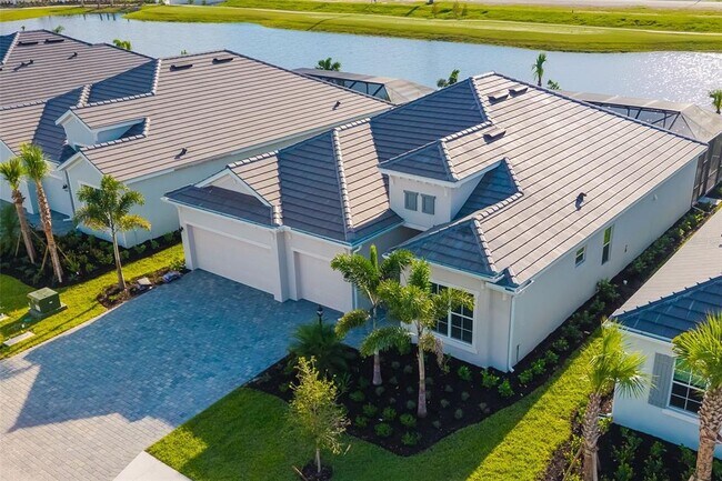 Building Photo - 5604 Lightning Whelk Ln
