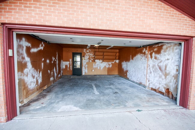 Building Photo - 1321 Piedmont Dr