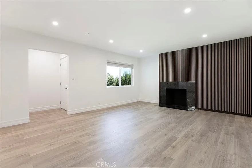 Building Photo - 4825 Angeles Crest Hwy