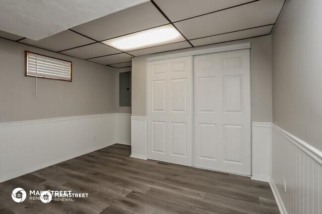 Building Photo - 2624 LINDSAY LN, FLORISSANT, MO 63031