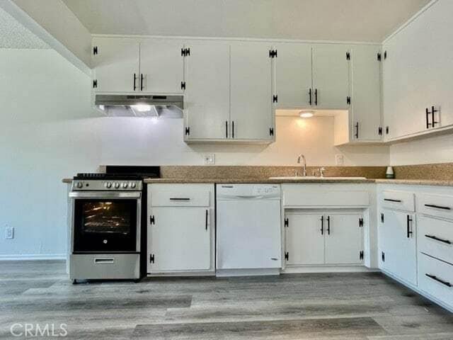 Building Photo - 7722 Cypress Dr