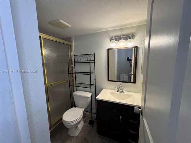 Building Photo - 1752 NW 3rd Terrace