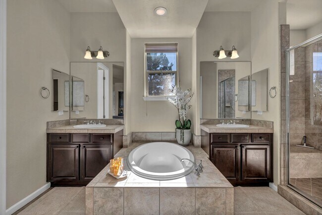 Building Photo - 6328 Windy Meadow Dr