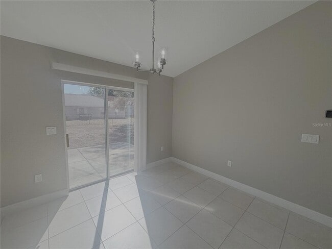 Building Photo - 3892 SW 128th Ln