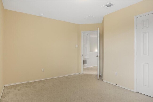 Building Photo - 11229 Kirkland Hill Path