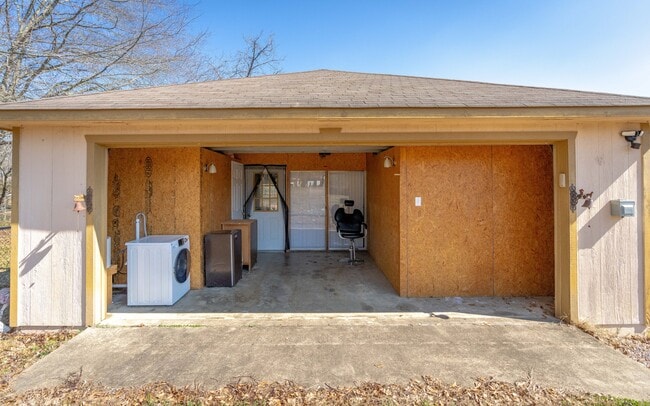 Building Photo - 1663 Treasure Isle Rd