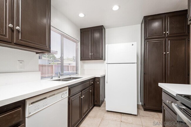 Building Photo - 9584 Easter Way