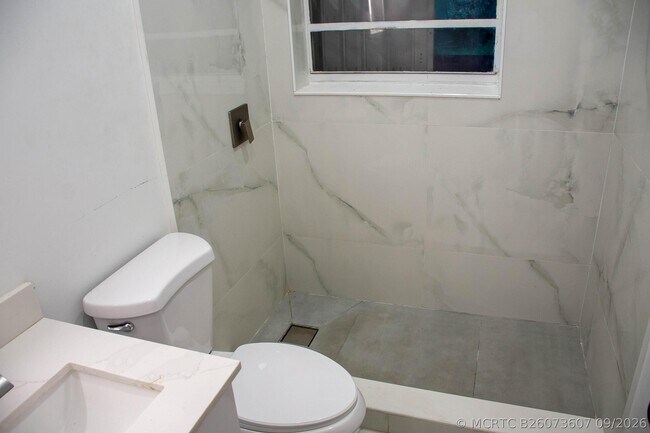 Building Photo - 15741 NW 38th Pl
