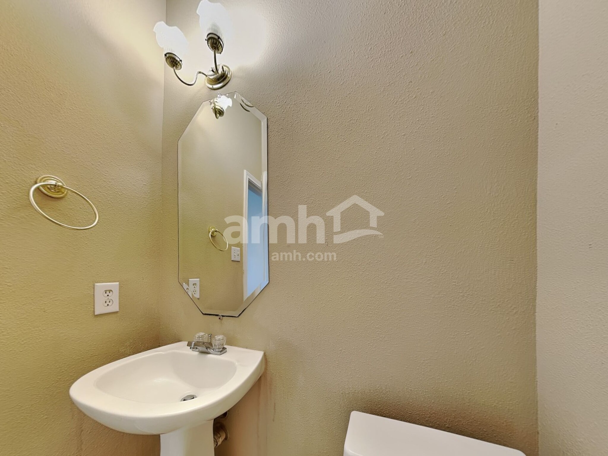 Building Photo - 16511 Cypress Brook Ct