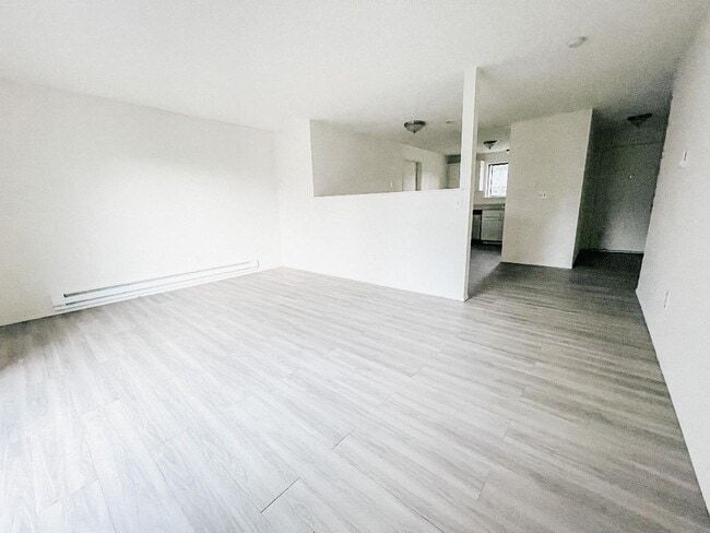 Building Photo - 10419 112th St SW