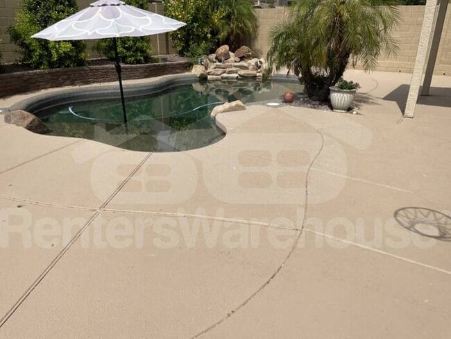 Building Photo - North Phoenix 4bed 2.5ba 2car POOL Oasis