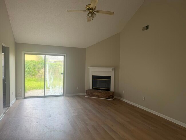 Building Photo - 727 Timber Ridge Trail
