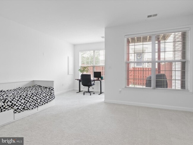 Building Photo - 42538 Magellan Square