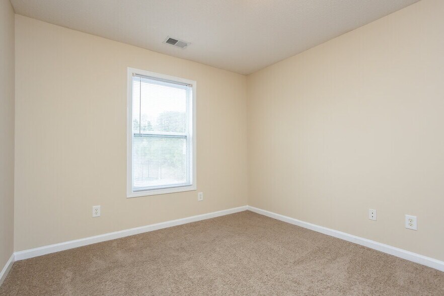 Building Photo - 108 Mount Comet Ct