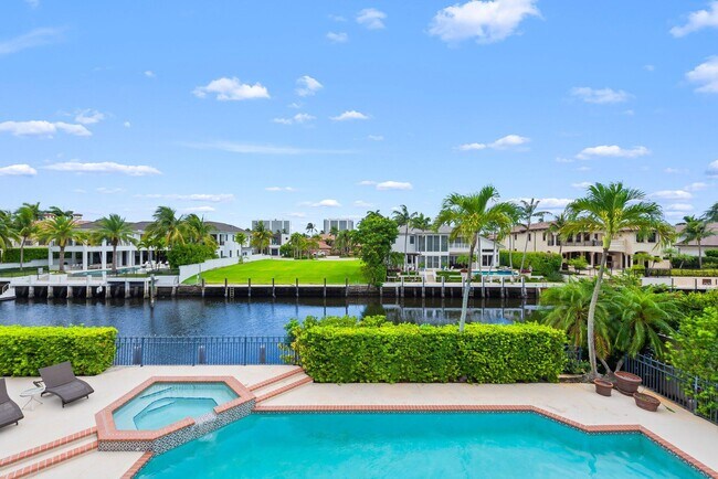 Building Photo - 396 E Coconut Palm Rd