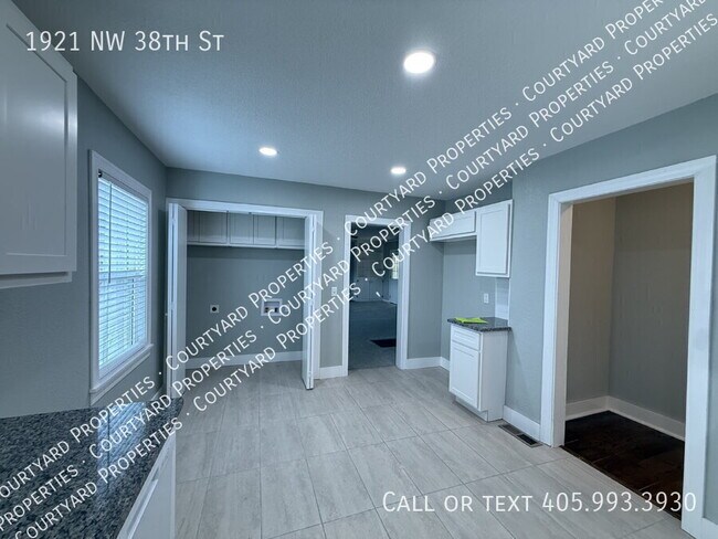 Building Photo - 1921 NW 38th St