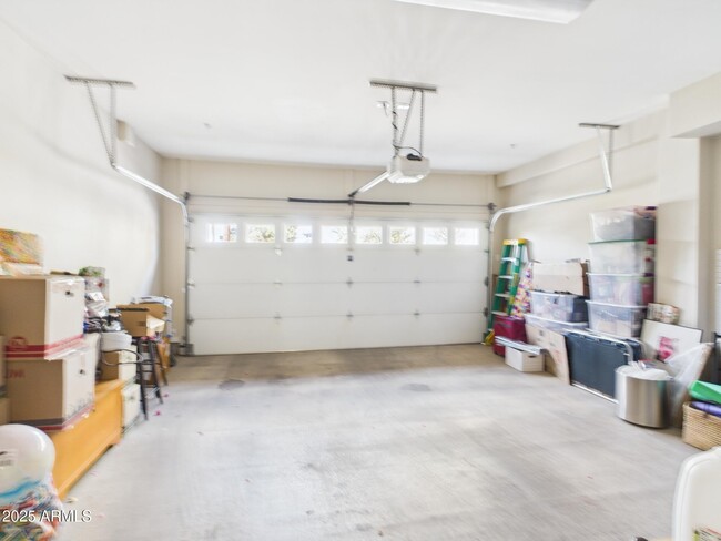 Building Photo - 4816 N Woodmere Fairway
