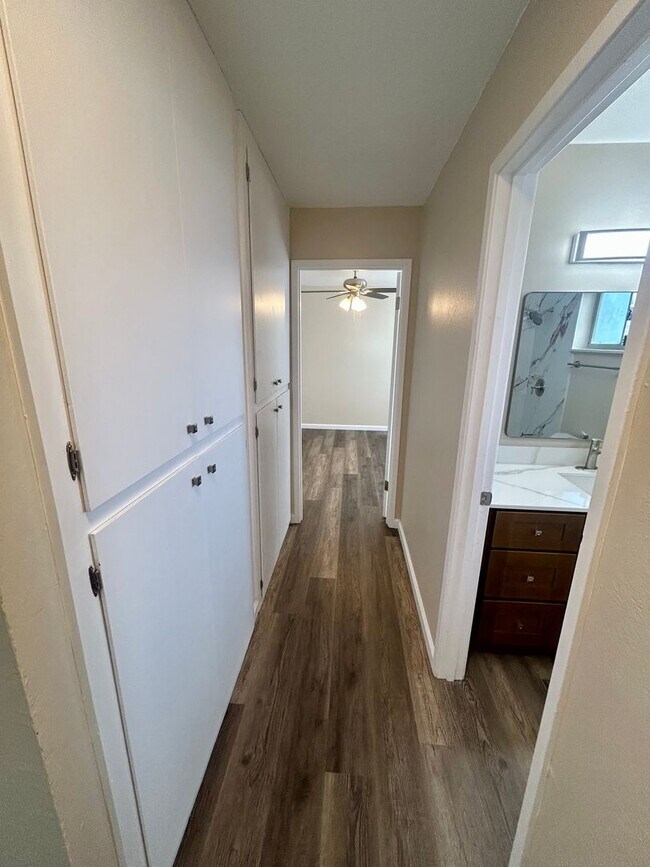 Building Photo - 1566 167th Ave