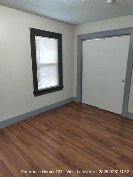 Building Photo - 602 Dodge St