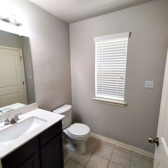 Building Photo - 107 Gambel Oak Way