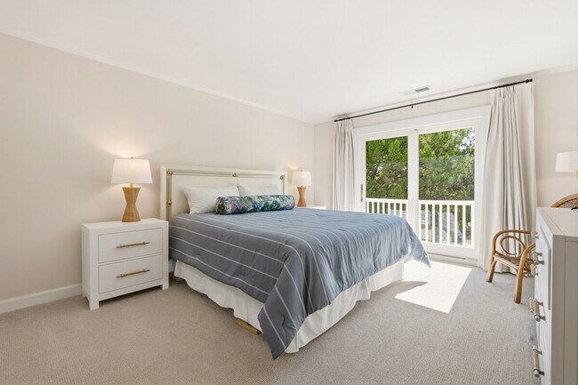 Building Photo - 162 Pioneer Loop