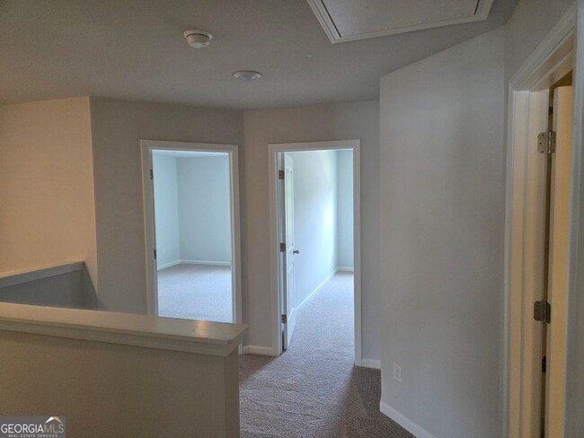 Building Photo - 308 Shine Dr